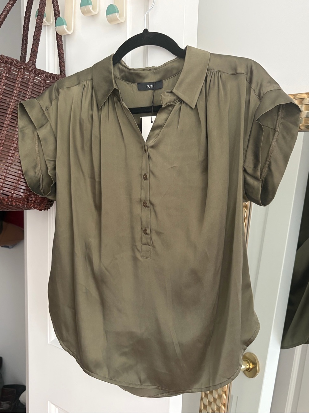 RUTI Nonchalant Oversized Silk Blouse
